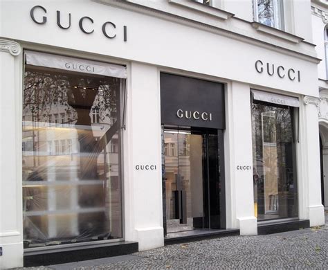 gucci berlin opening hours|Shopping at Kurfürstendamm .